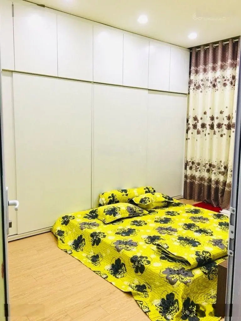 Bán TT Nguyễn Lương Bằng, Đống Đa, Dt sổ 50m2 giá 3.3 tỷ