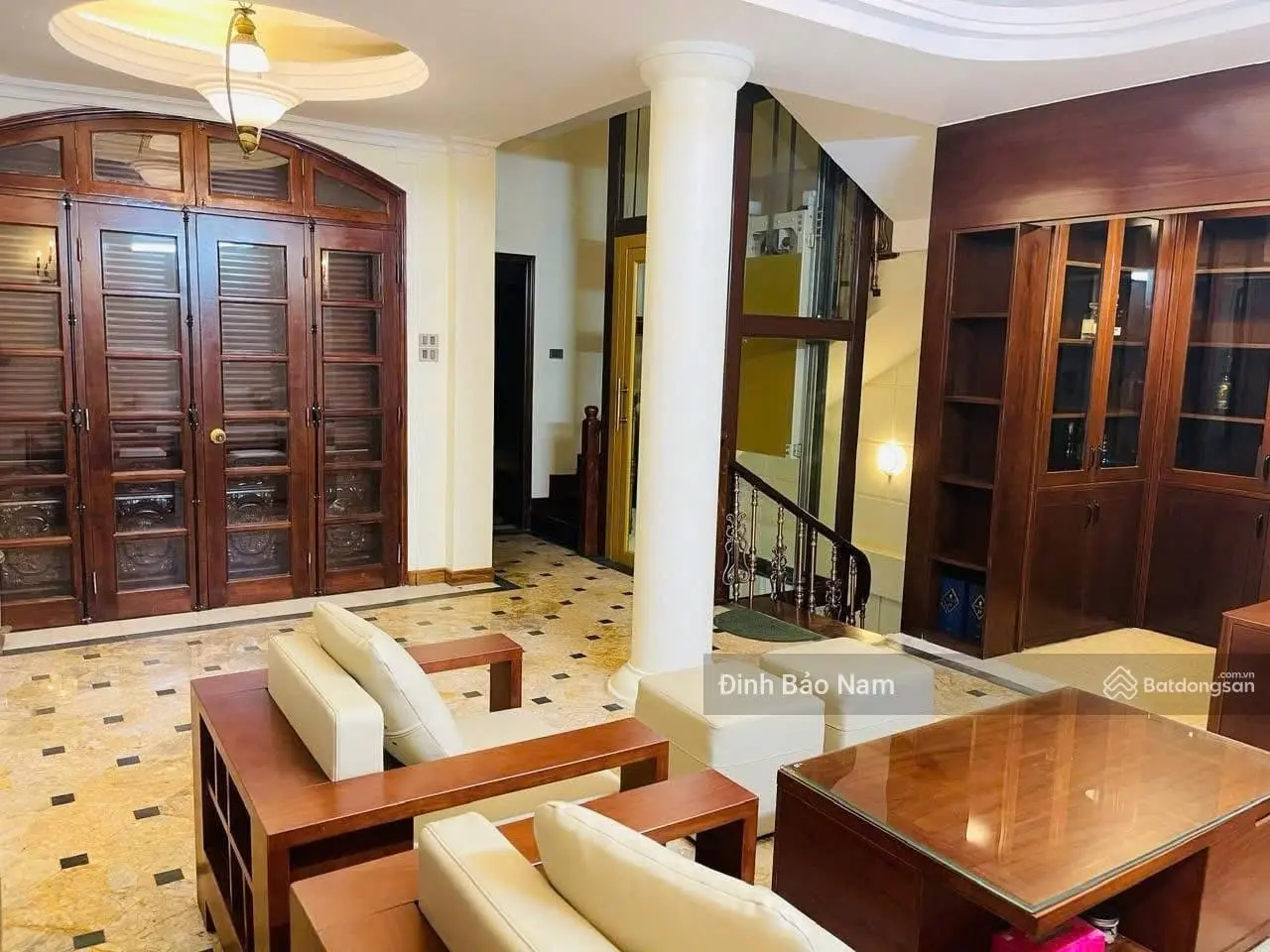 Đặng thai mai 100m 5 tầng thang máy thiết kế biệt thự mt 20m lô góc 2 mặt tiền ô tô vào nhà sổ đẹp