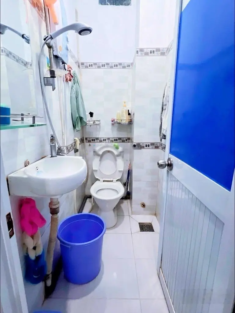 Nhà 3 tầng Mã Lò - 40m2 - 3 PN 3 WC - hẻm xe hơi - Sổ riêng - chỉ 4,7 tỷ