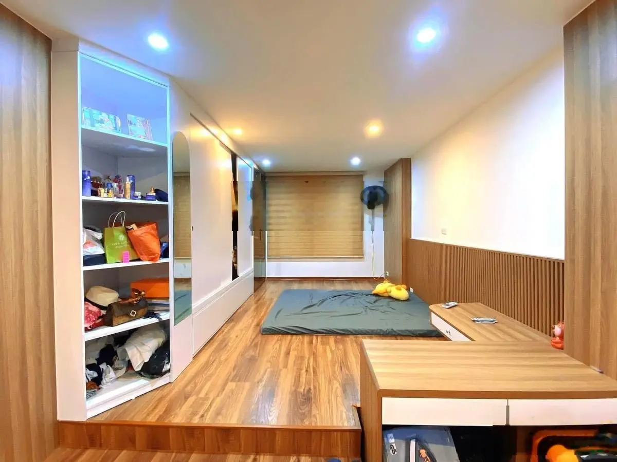 Bán nhà mặt phố Phạm Ngọc Thạch kinh doanh sầm uất , tạo nguồn tiền đỉnh 60m2/6T/5mMT 19Tỷ Có TL