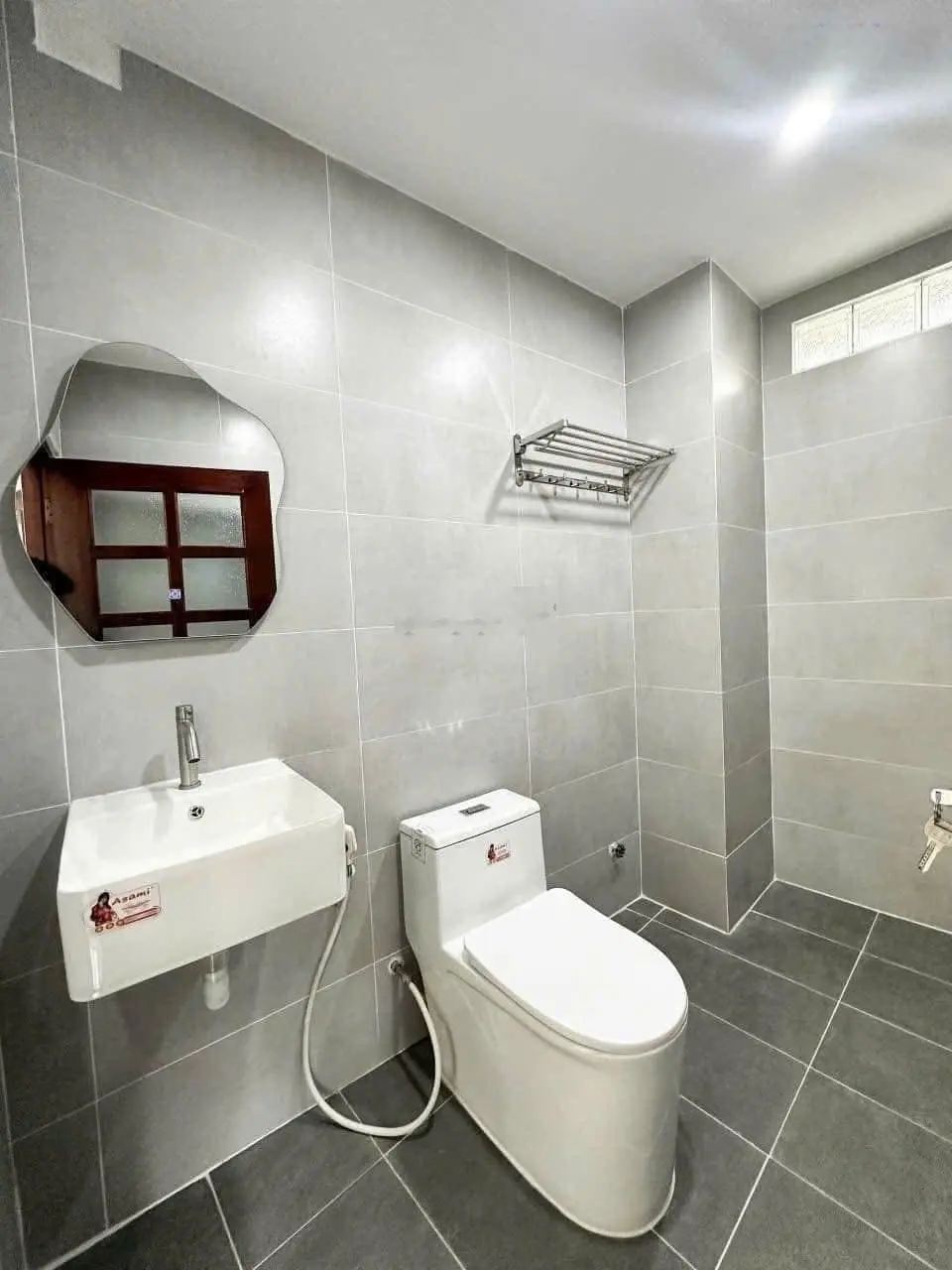 Gấp! Bán căn nhà riêng 2 tầng tại Đ. Lê Quang Sung, P. 6, Q. 6. Giá: 2 tỷ 650 triệu. DT:45m2.