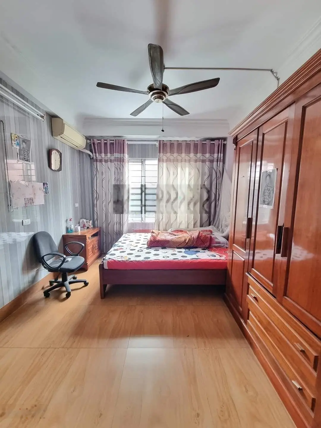 Bán Gấp nhà siêu hiếm Phú Đô 40m2 x 5 tầng dân xây chắc chắn xung quanh ngập tràn tiện ích