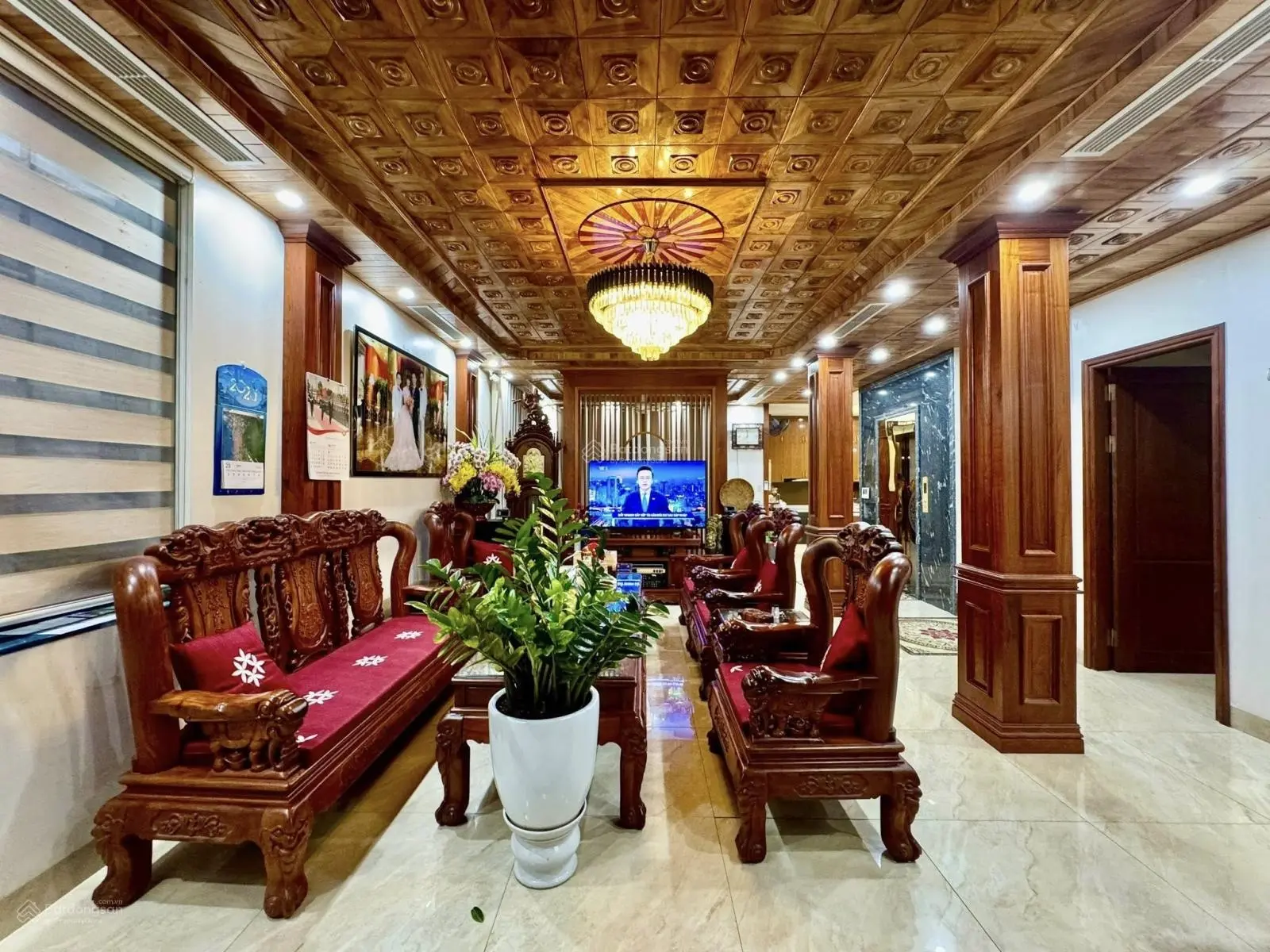 Hiếm! Biệt thự đẳng cấp thượng lưu, KĐT Văn Phú Hà Đông. Lô góc 226 m2, 4 tầng, giá 68.2 tỷ