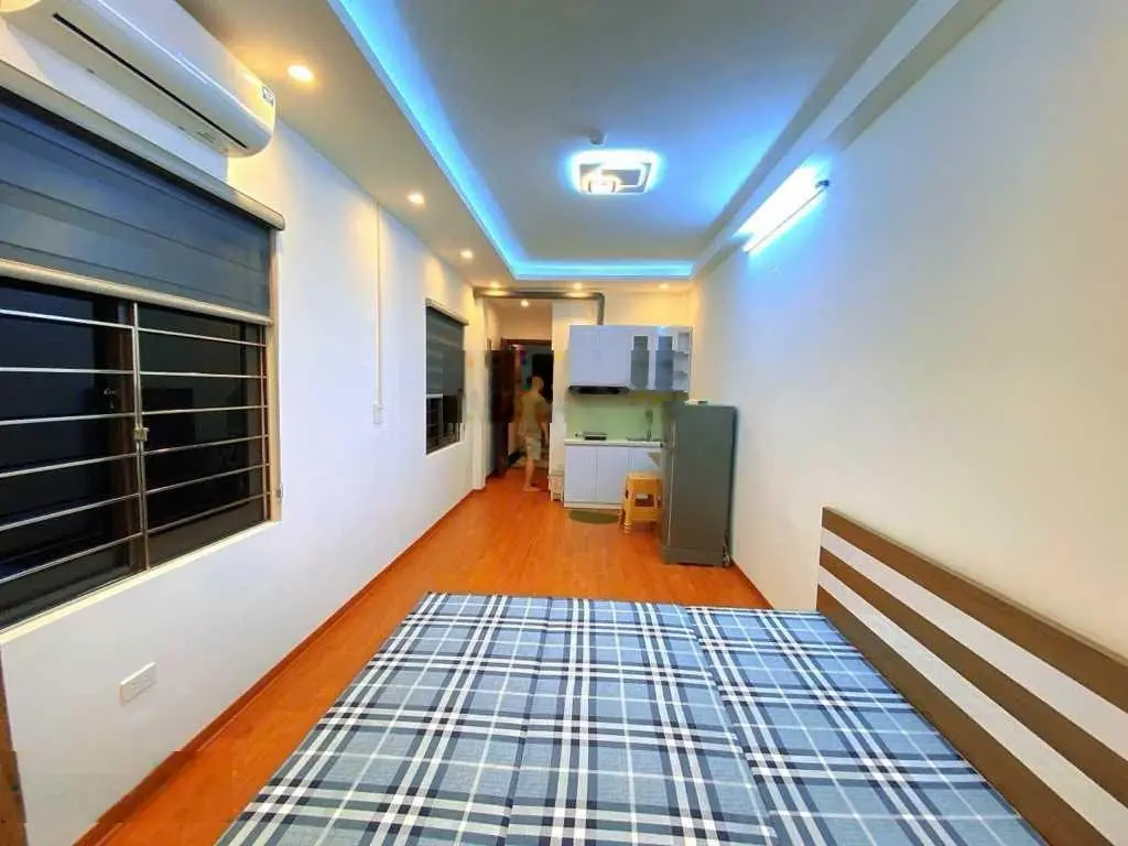 HÀNG TUYỂN_Đội Cấn_Ba Đình_dt 61M_7 tầng thang máy_oto gần_giá hơn 8 tỷ