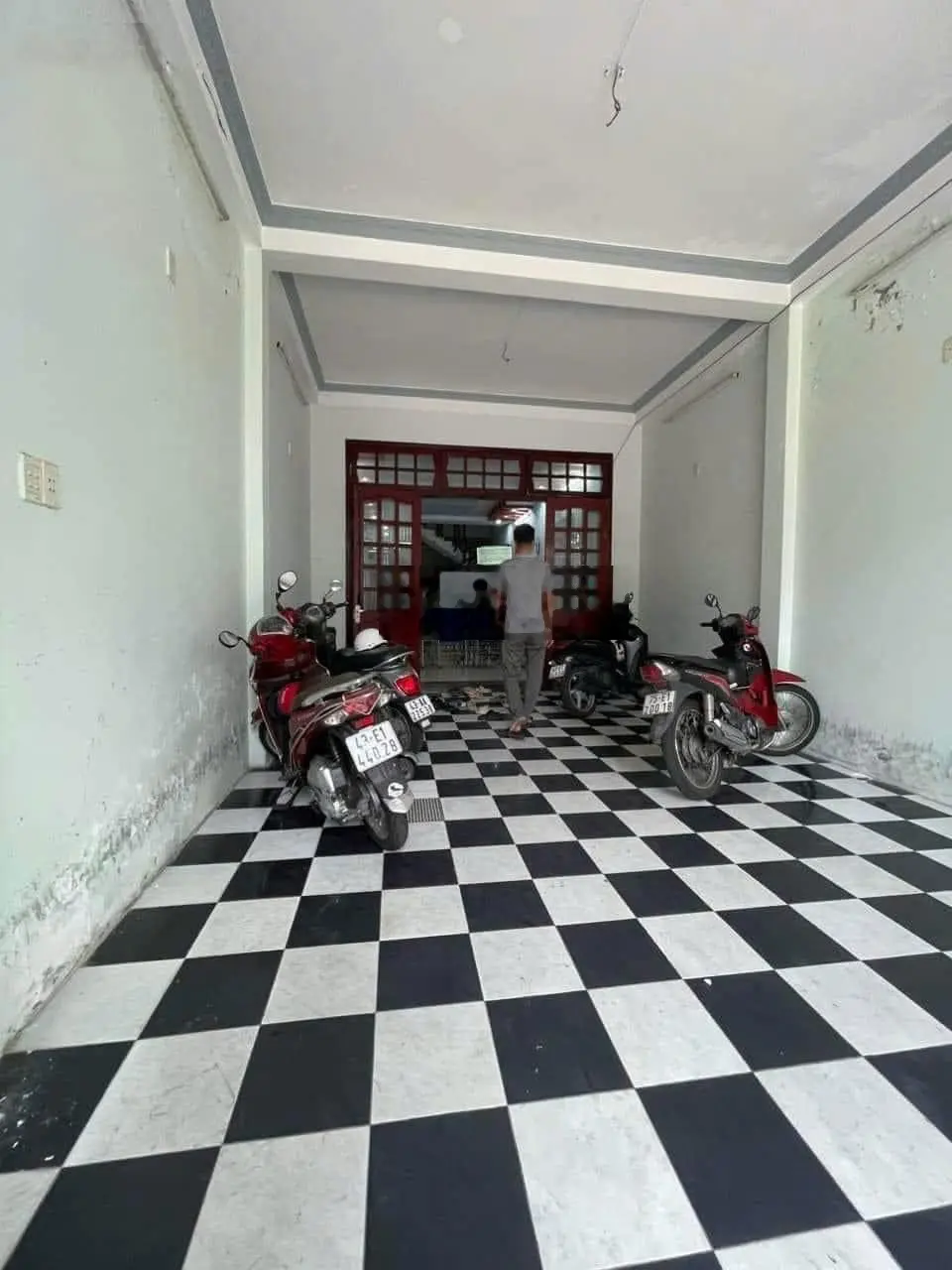 Bán nhà 3 tầng mặt tiền đường Thế Lữ - Sơn Trà giá siêu rẻ