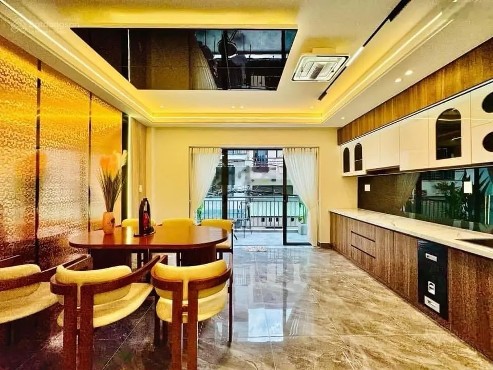 Cần bán nhà Chu Văn An, Bình Thạnh. 64m2 - Giá 3 Tỷ 370- Đang cho thuê 17tr/ tháng. SHR, Hẻm xe hơi
