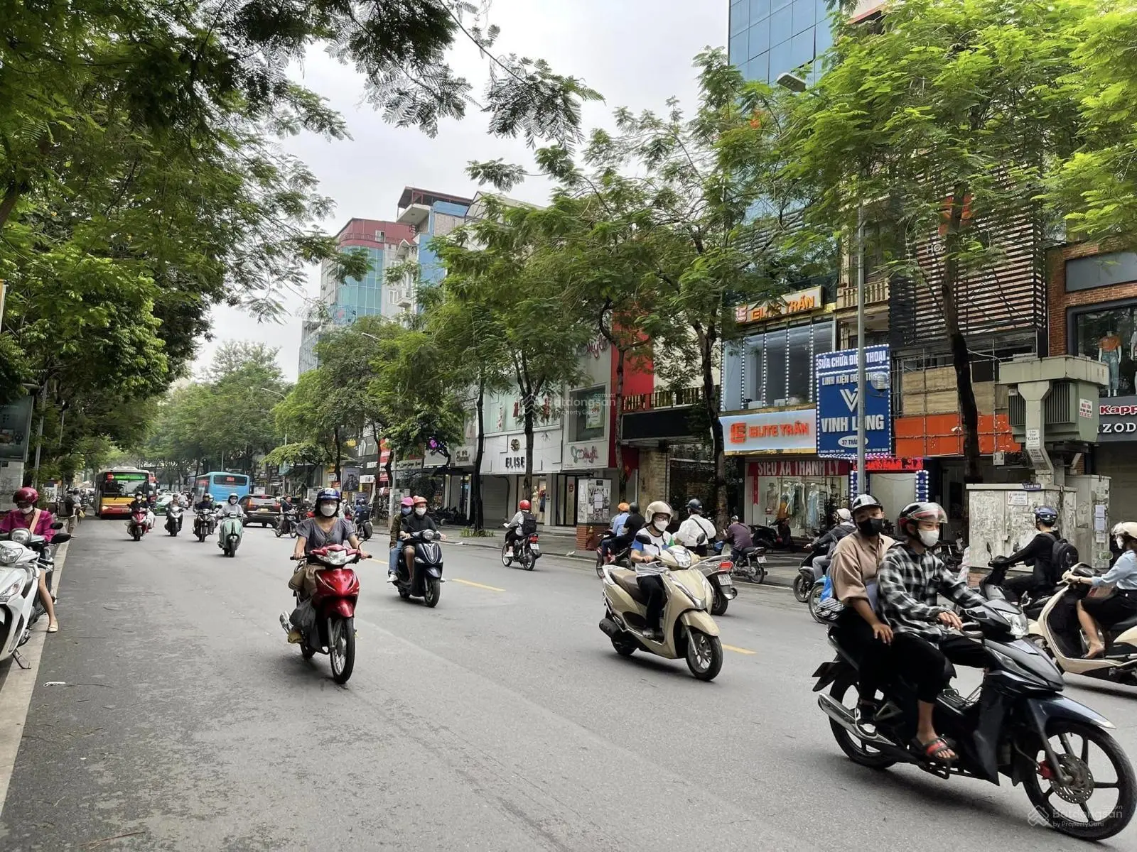 Bán toà nhà 9T, 462m2 mặt phố Thái Hà, quận Đống Đa - mặt phố vip - trung tâm quận Đống Đa