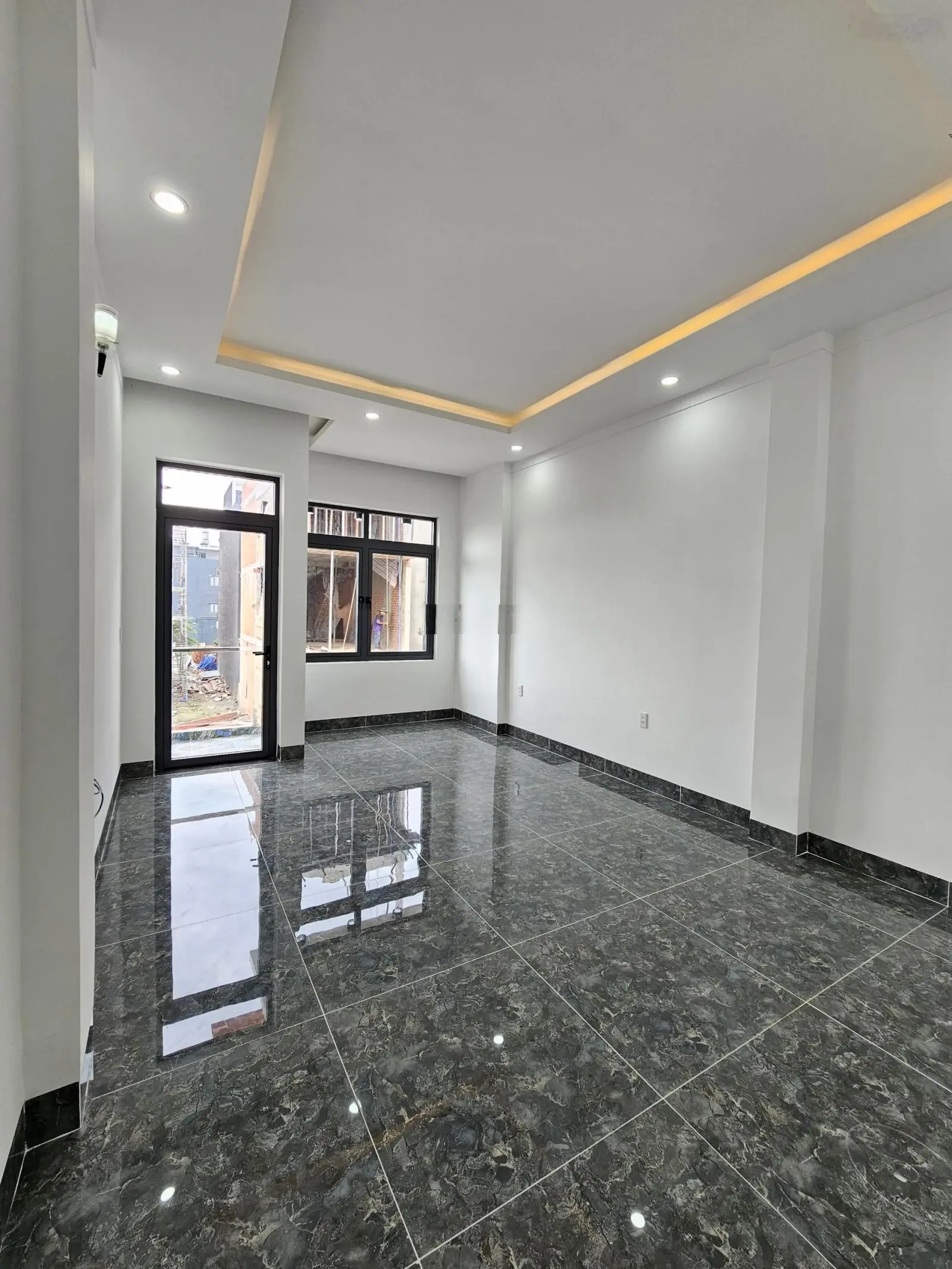 3 tỷ 750 Bán nhà 1 trệt 2 lầu KDC ĐẸP P.Thuận Giao, TP.Thuận An