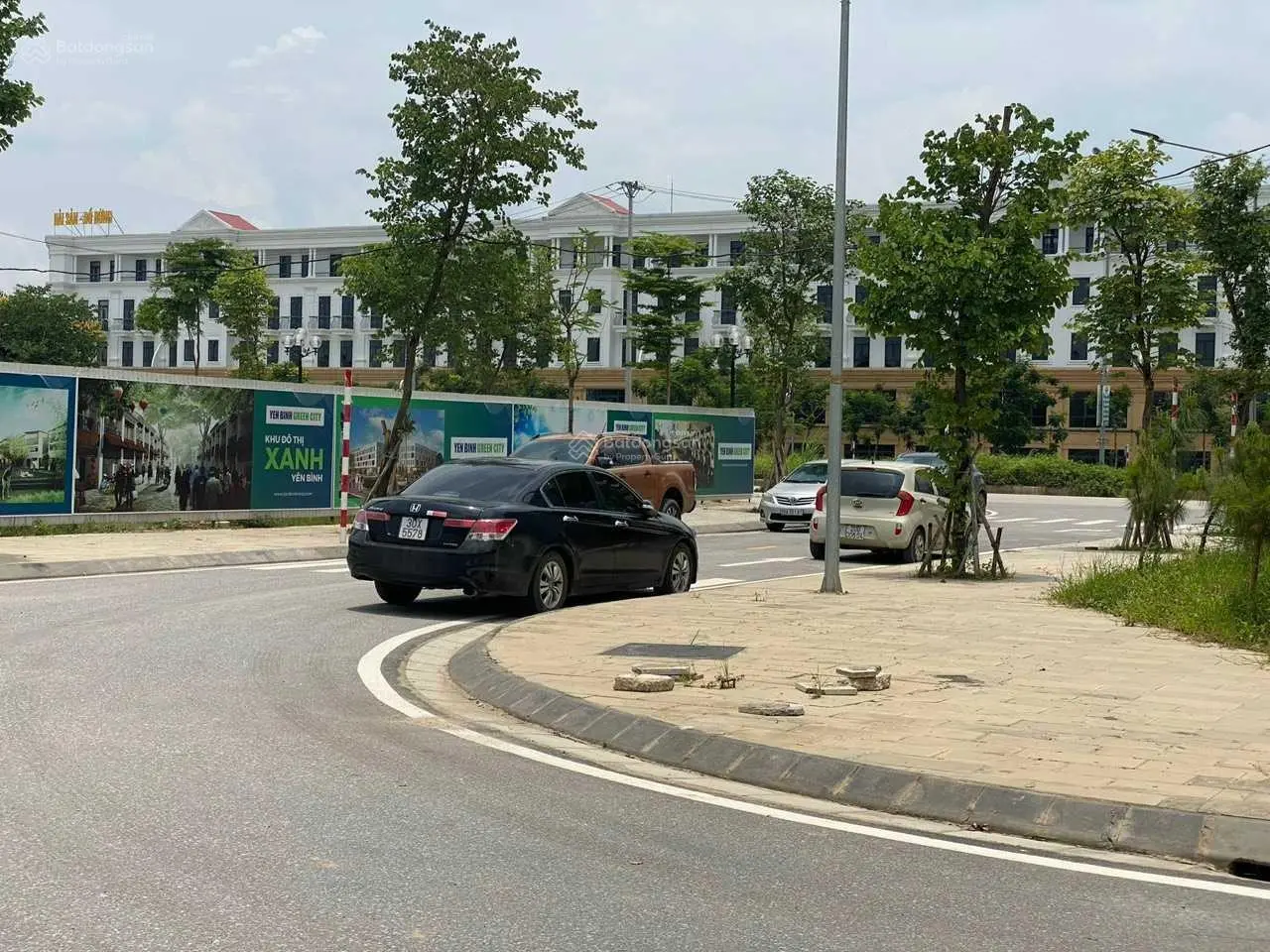 Tôi chính chủ bán lô đất, KĐT Yên Bình, TP. Phổ Yên diện tích: 90m2, 2 ôtô tránh nhau