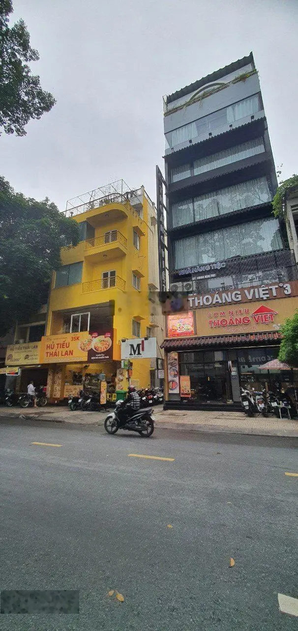 Bán tòa nhà mặt tiền Cao Thắng Quận 3 - DT: 10x30m xây hầm 8 lầu, HĐT 500 tr/tháng, giá 120 tỷ