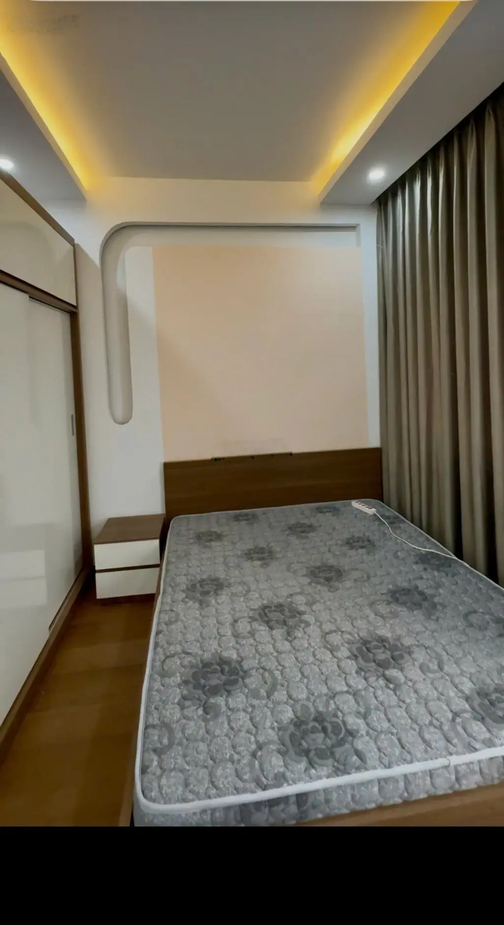 Mễ trì nhà tuyệt đẹp - 3 bước ra hồ điều hòa - ô tô đỗ ngày đêm.
