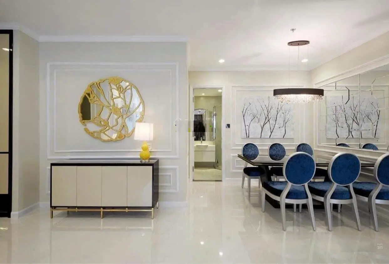 Bán căn hộ chung cư Oriental Plaza, Tân Phú. Giá siêu hời chỉ 4,2 tỷ, 107m2, 3PN 3WC. LH 0902 369 ***