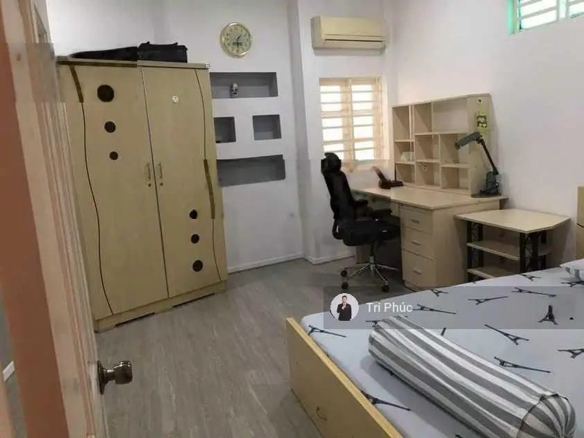 Gấp bán, nhỉnh 5 tỷ có nhà 4 tầng đúc, 3pn, 40m2, hẻm thông Nguyễn Văn Trỗi, Phường 15, Phú Nhuận