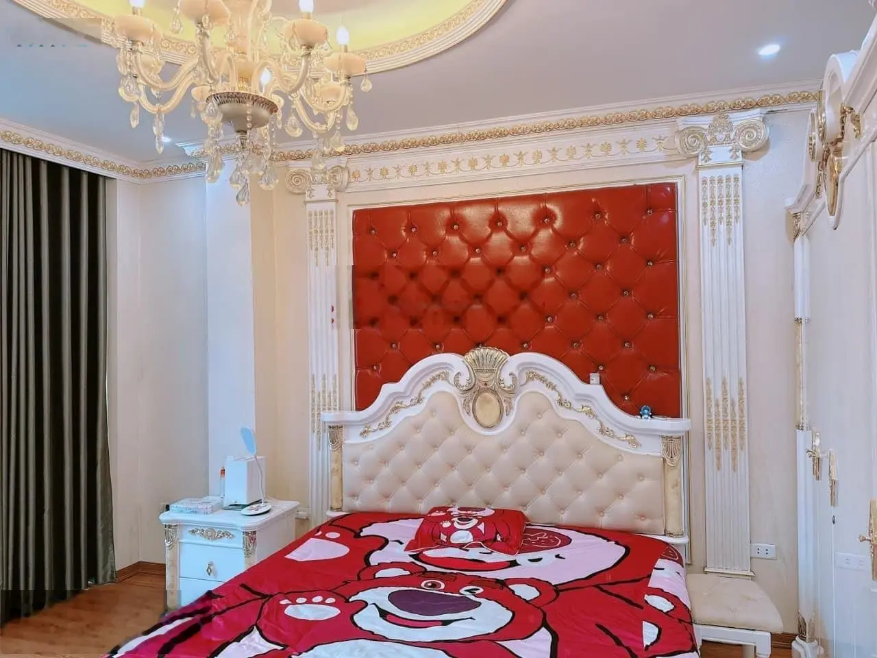 Hàng độc! Mặt phố Trần Thái Tông, kinh doanh đỉnh, vỉa hè, 2 thoáng, thông sàn, thang máy, 52m2*7T