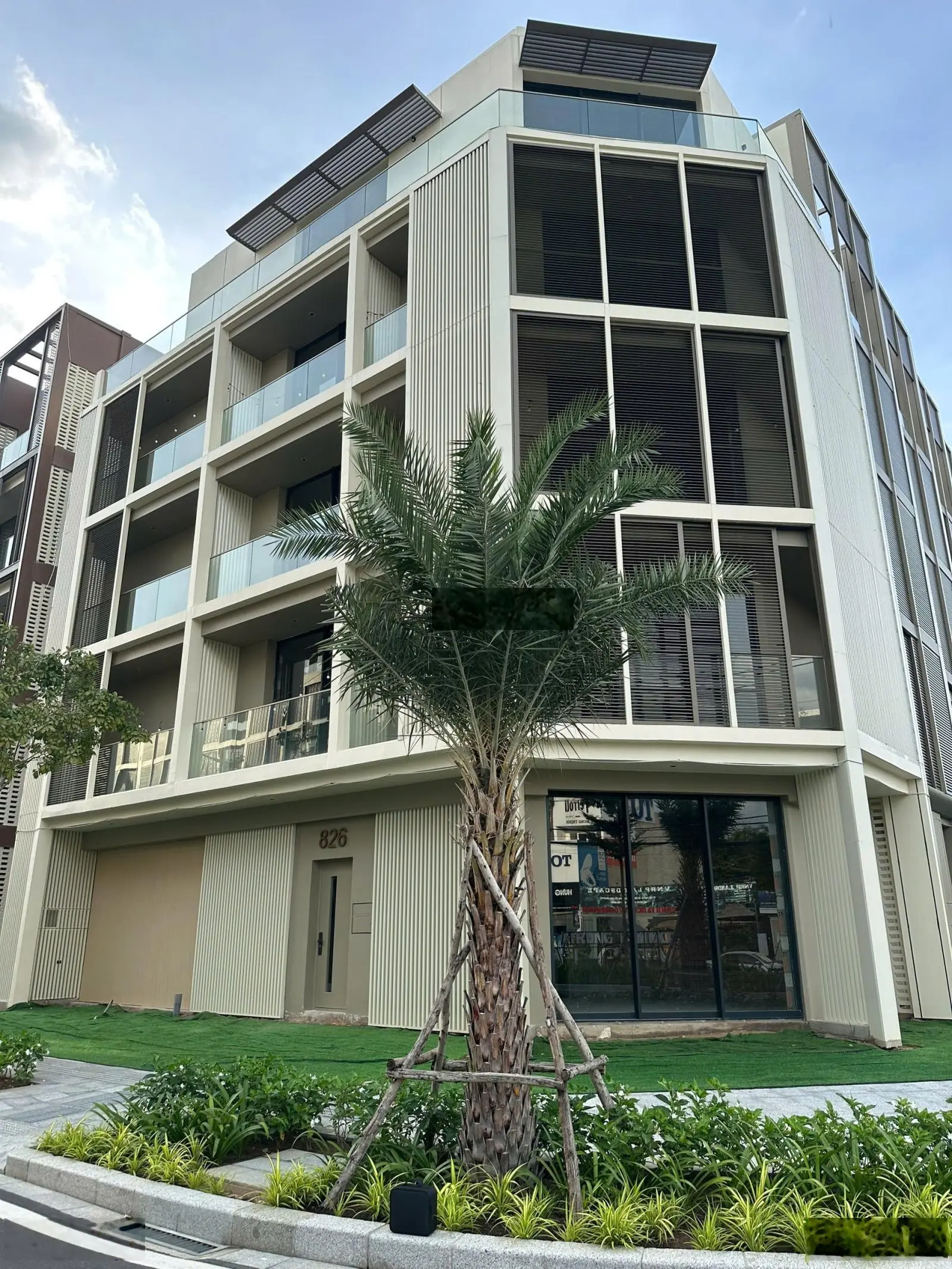 Bán gấp nhà phố đường 20m đẹp nhất The Global City. Chịu lỗ 15% giá HĐ gốc