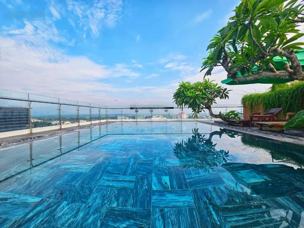 Bán tòa căn hộ cao cấp dòng tiền khủng có hồ bơi view ngắm trọn thành phố Đà Nẵng, giá chỉ 2x tỷ