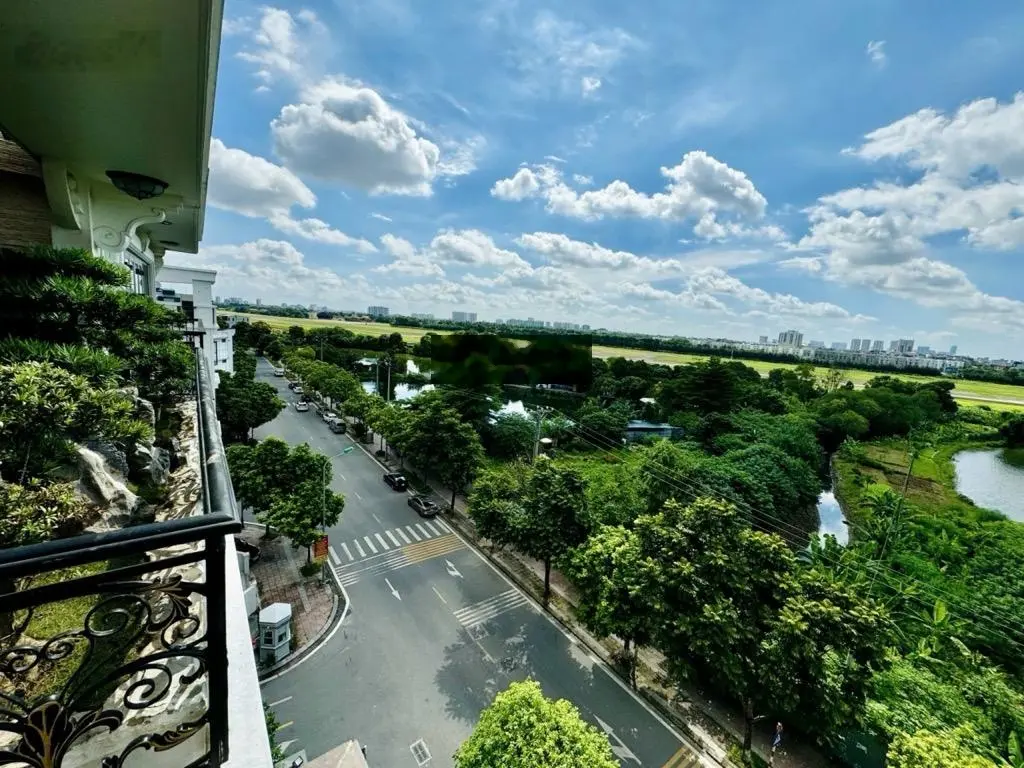 Lâm Hạ- VIP Long Biên - 2 mặt tiền trước sau đều vỉa hè - thang máy- Dòng tiền 90 triệu/ tháng