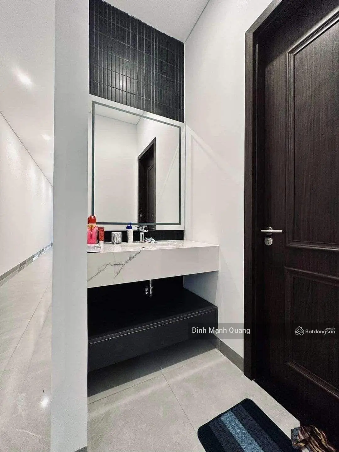 Bán nhà riêng giá chỉ 550 triệu tại phố Quảng Khánh, Tây Hồ, Hà Nội. LH 0904 650 ***