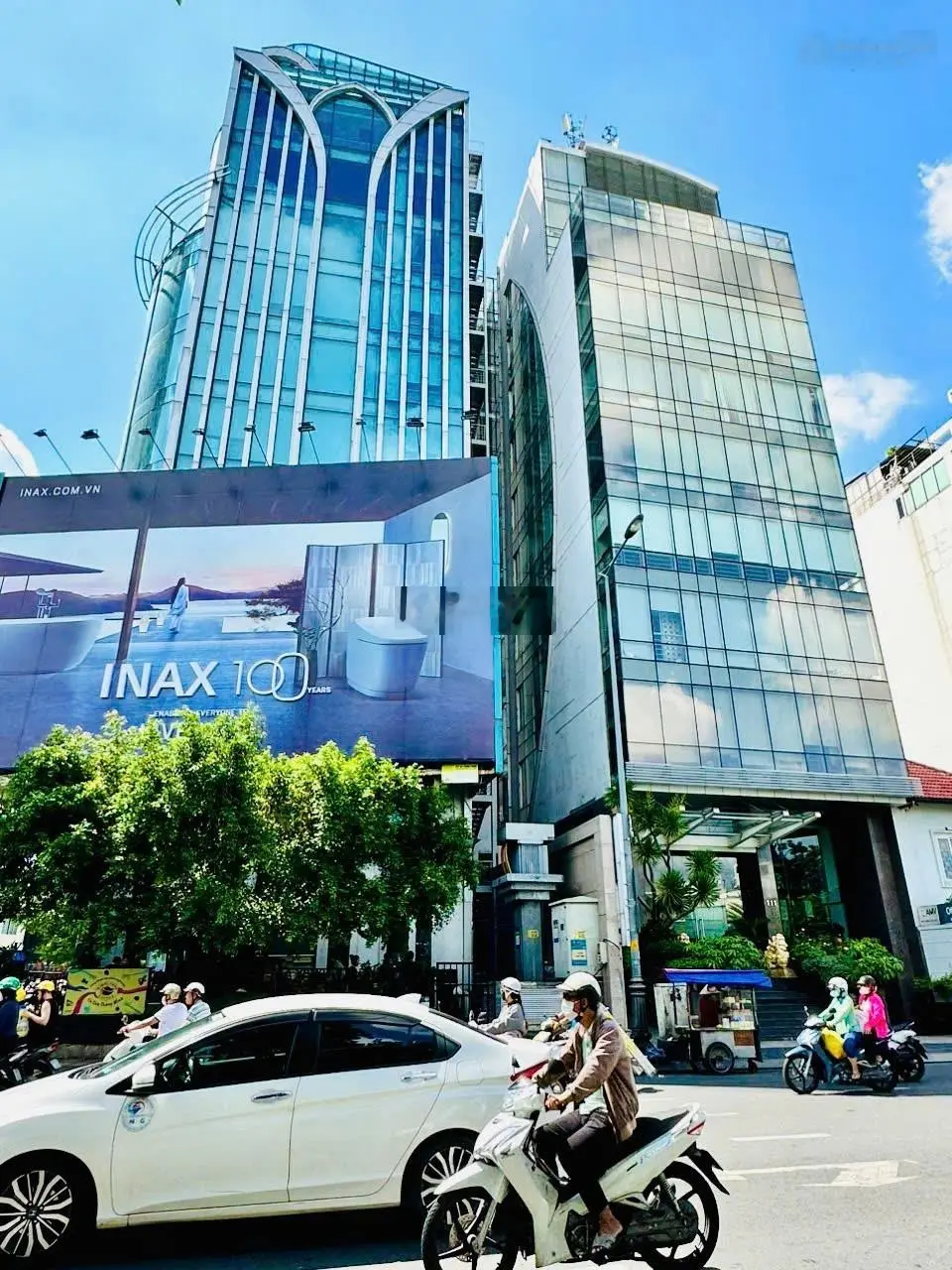Bán tòa nhà 8 tầng Góc 2 MT 384 Nam Kỳ Khởi Nghĩa , Quận 3 DT : 15x21m Giá bán 170 tỷ