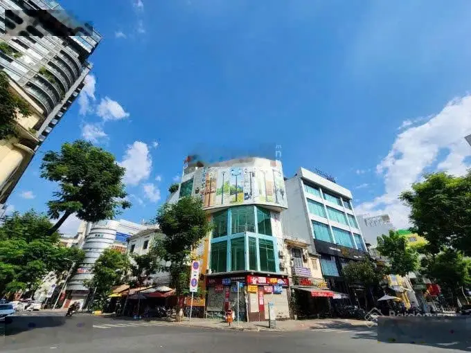 Khuôn đất siêu phẩm ở Lê Văn Sỹ Quận 3 Diện tích: 18x35m đang có HĐT:400/th Giá chỉ: 175 tỷ