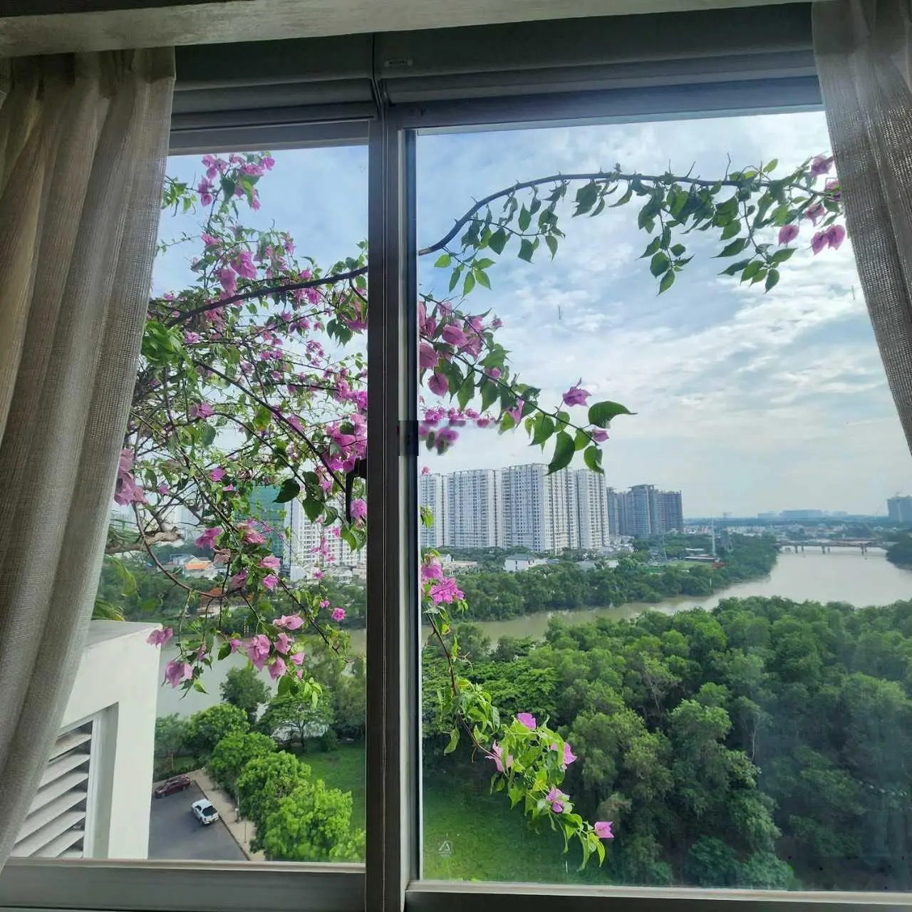 Kẹt tiền cần bán nhanh Penthouse Riverpark Residence, 333m2, nội thất cao cấp, giá tốt