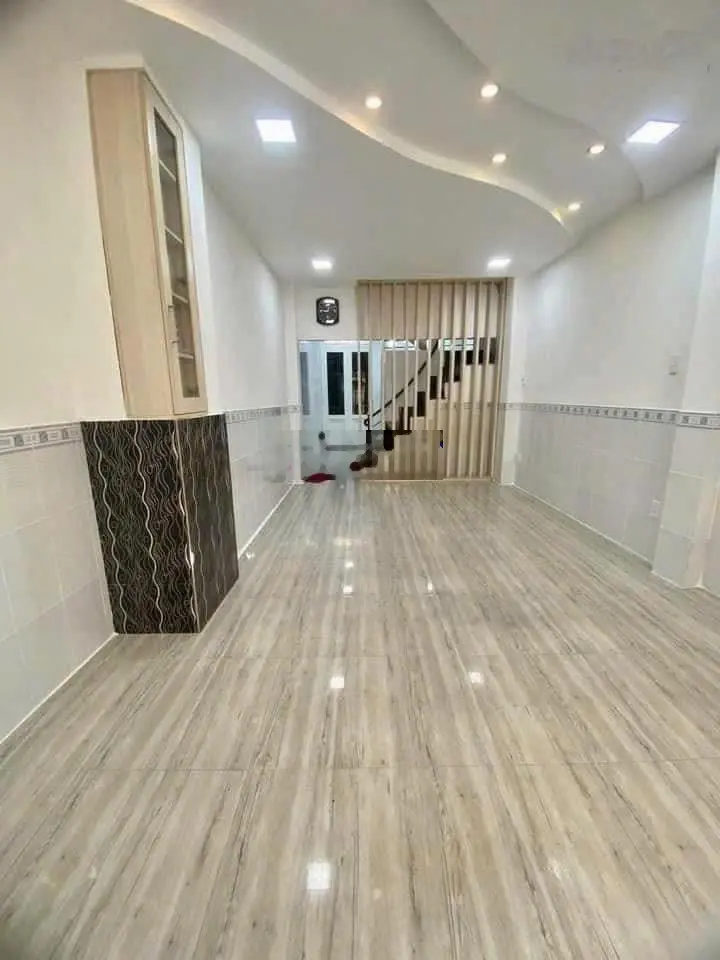 Bán Nhà Đẹp 3 Tầng , Dương Bá Trạc, 42m2 giá 4,5 tỷ , Phường 2 Quận 8