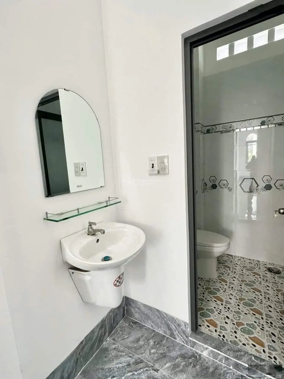 Bán nhà riêng tại Bình Chánh, 60 m2/ 2PN /1WC, giá 1tỷ560 view đẹp, đang cho thuê 7tr/th