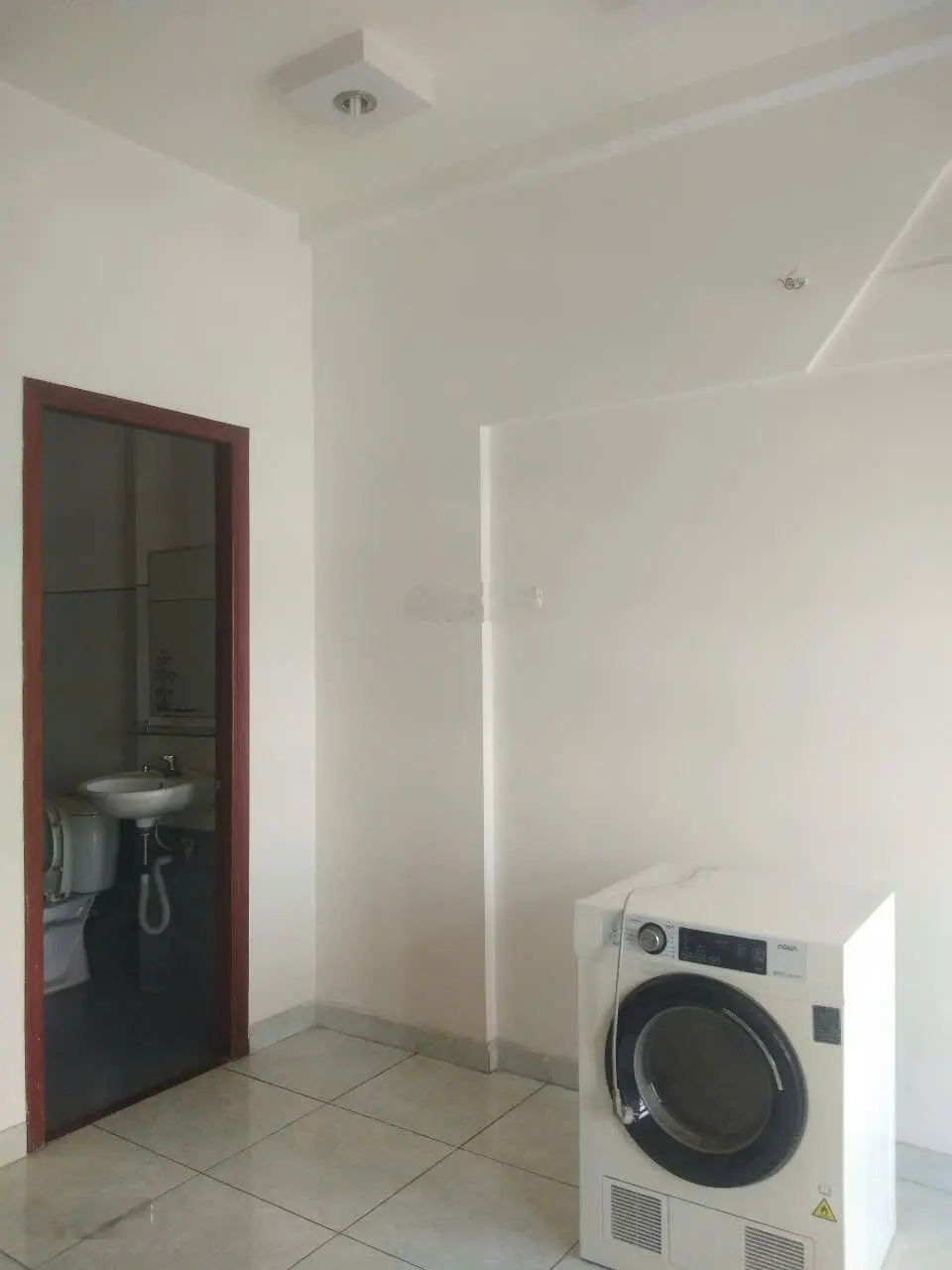 Bán nhà hxh, gần mt quang trung, gò vấp, 4 tầng, 6 pn, 7wc, giá chỉ 12,3 tỷ