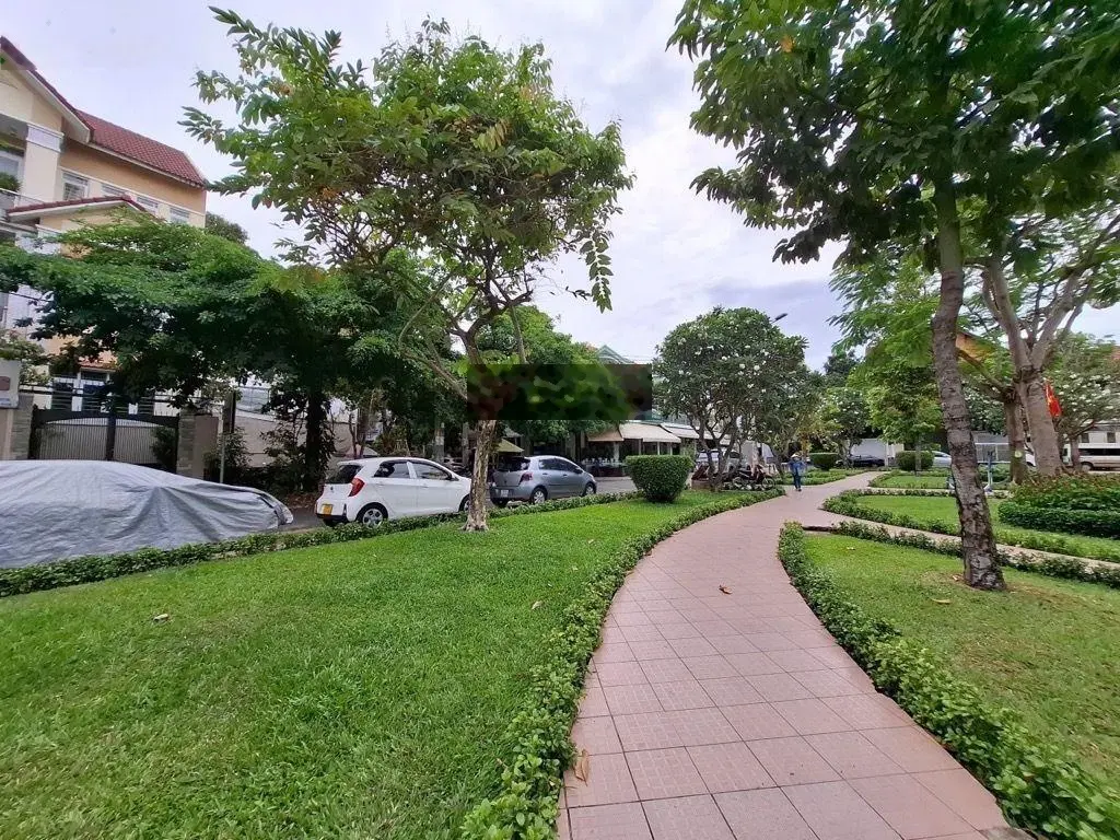 Bán nhà MT Bông Sao, Q8, 102mv, 3 tầng BTCT, view công viên, đường XH 8m, nở hậu tài lộc, chỉ 16 tỷ