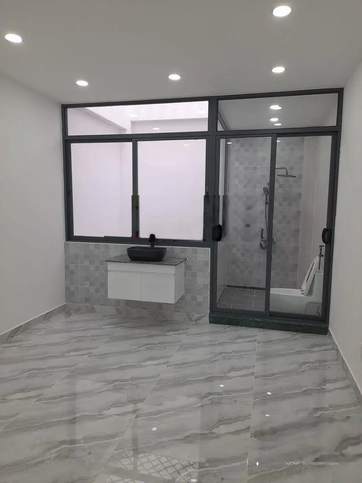 Bán nhanh nhà Khuông Việt, Tân Phú, 126m2, 1T3L, đang cho thuê làm văn phòng, hẻm to 4,5m