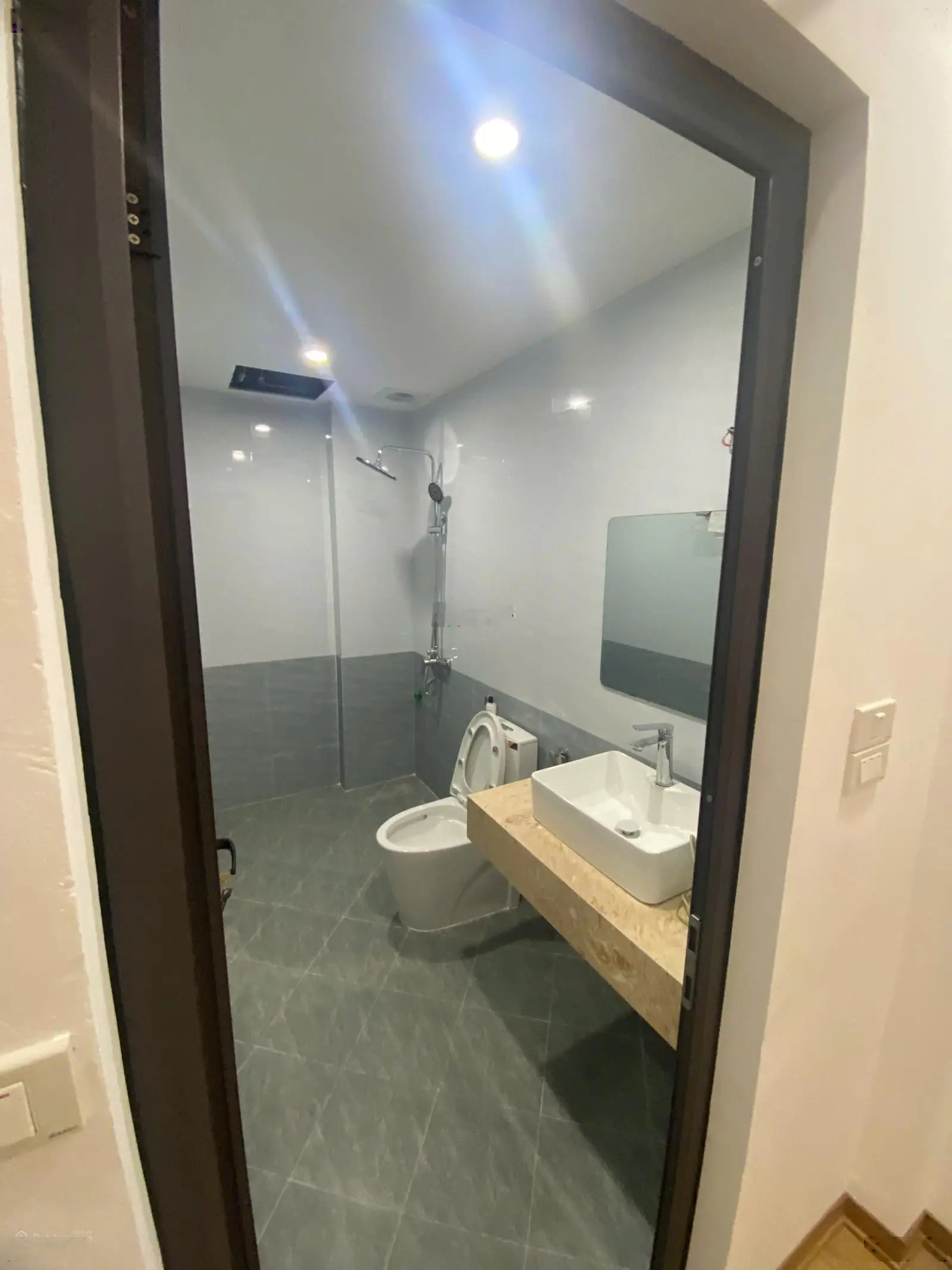 Bán Nhà Gần Bến Xe Yên Nghĩa Ô Tô Tới Cửa Vị Trí Đẹp Có Chỗ Để Ô Tô Ngày Đêm Cách 30m