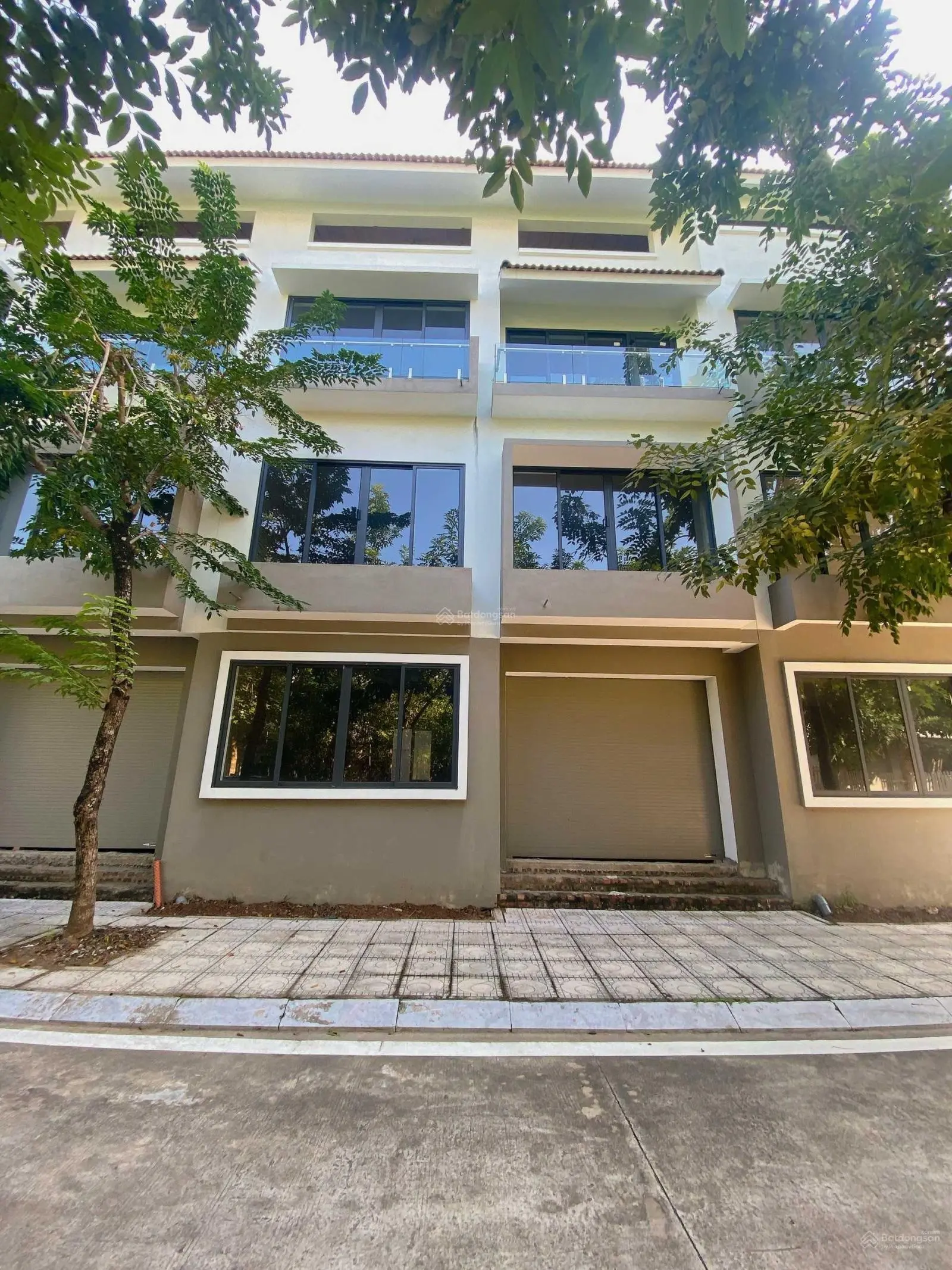 Căn nhà vườn trục đường 20.5m duy nhất có giá bán 20.5 ty cả nhà