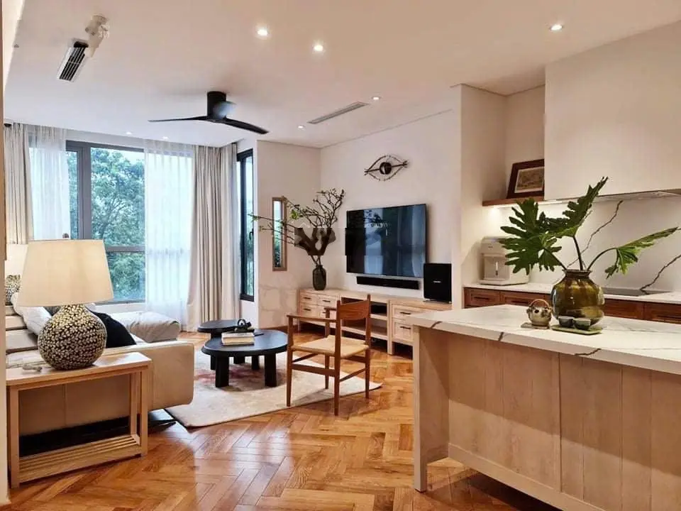 Chủ nhà cần bán gấp căn hộ Park 6 Times City - 4PN sửa thành 3 diện tích 143m2