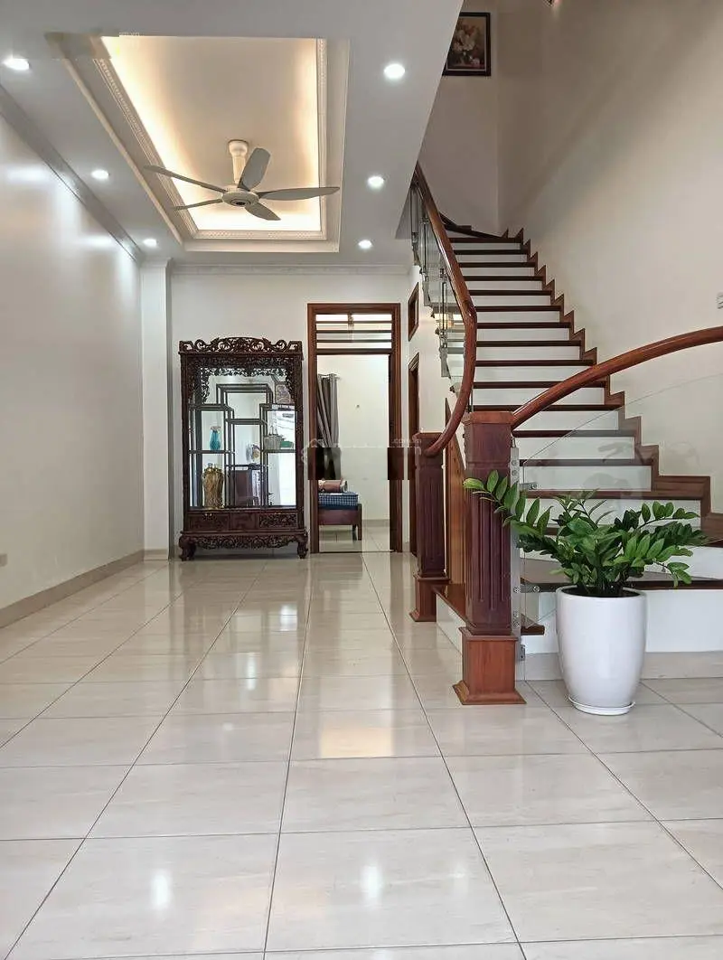 BÁN GẤP NHÀ 5 tầng QUANG TIẾN, DIỆN TÍCH : 50M2 MT 4M ,giá : 11,7 tỷ, tặng full nội thất xịn sò