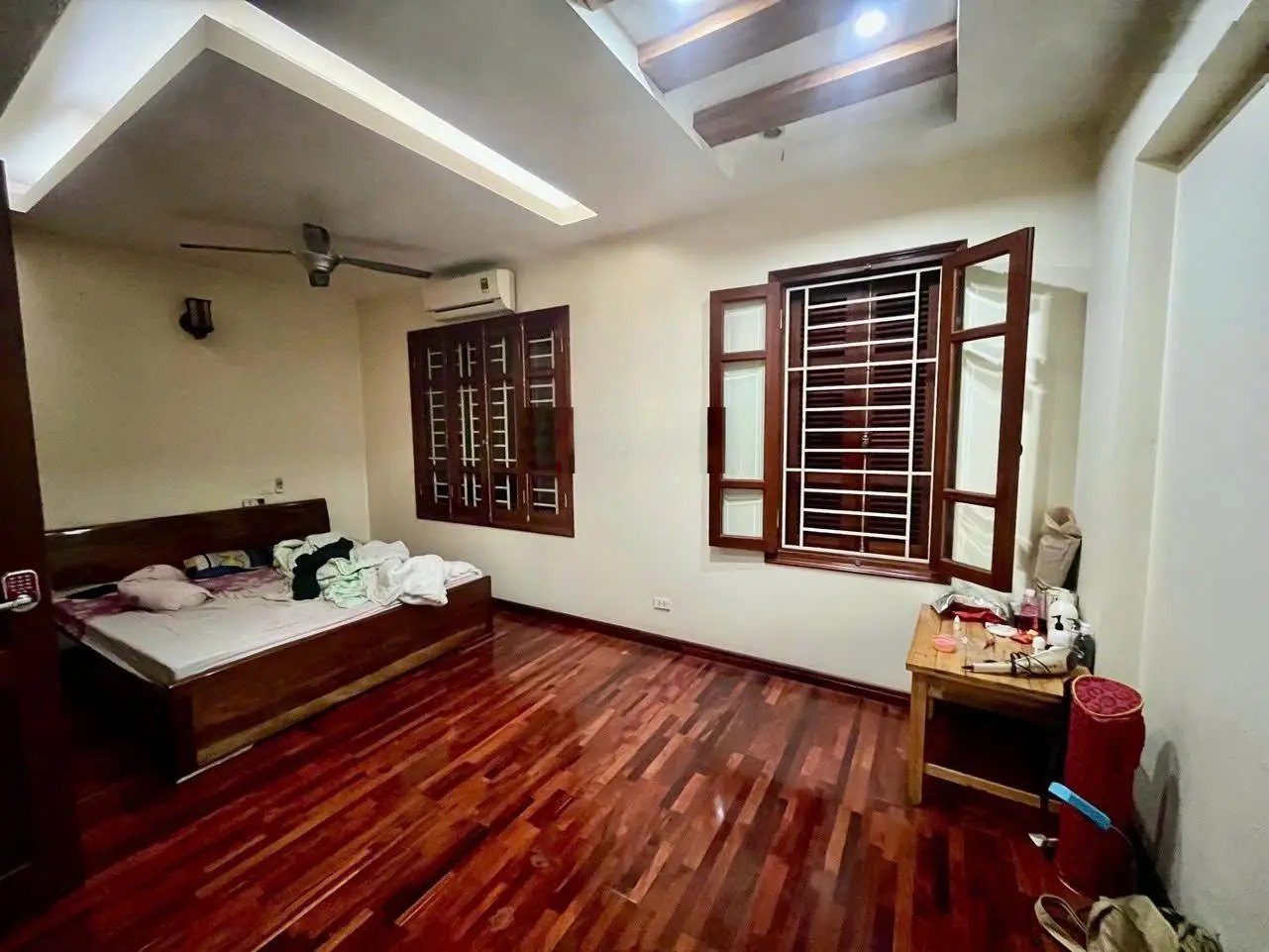 Cần bán biệt thự 90m2 chỉ 31 tỷ tại tam trinh, hoàng mai, oto tránh, vỉa hè 2 bên, kd, mặt tiền 6m