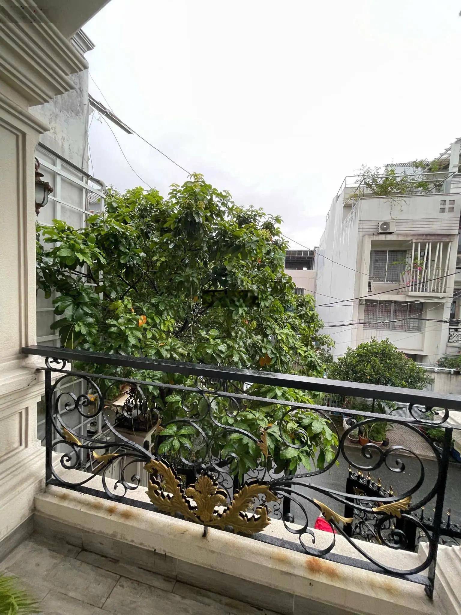 Biệt thự tân cổ điển Lê Đức Thọ 6x20m xây dựng 2 tầng 3Pn , đường 8m thông Hiện đại đẳng cấp bán