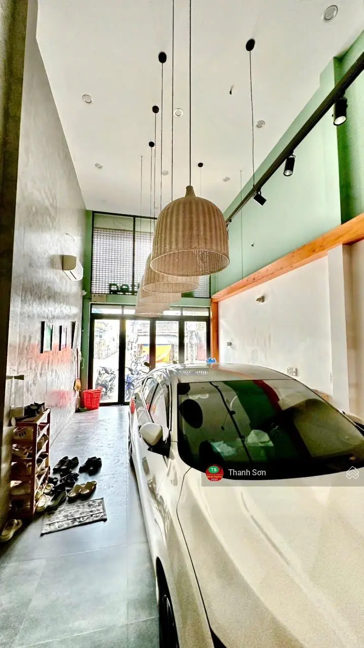 Bán Nhà 2 tầng lầu Dt 109m2 sổ hồng riêng Mt Dương Thị Mười