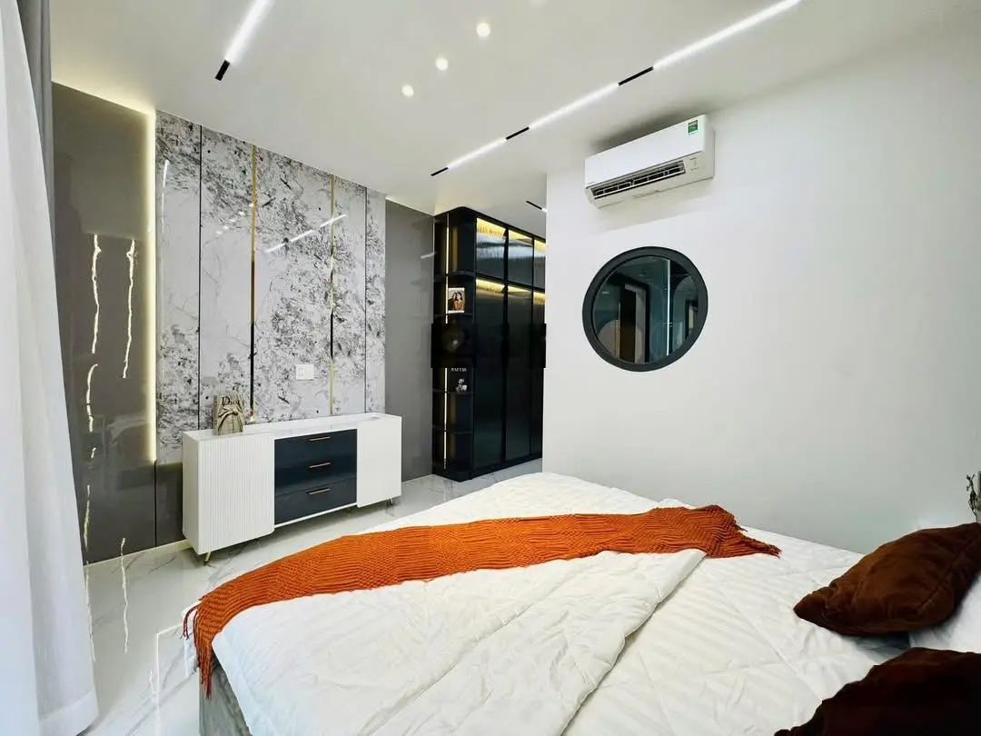 Bán nhà Ngô Tất Tố P19 Bình Thạnh gần THCS Phú Mỹ, giá 3tỷ840 DT 72m2, còn HĐ thuê 20tr/th