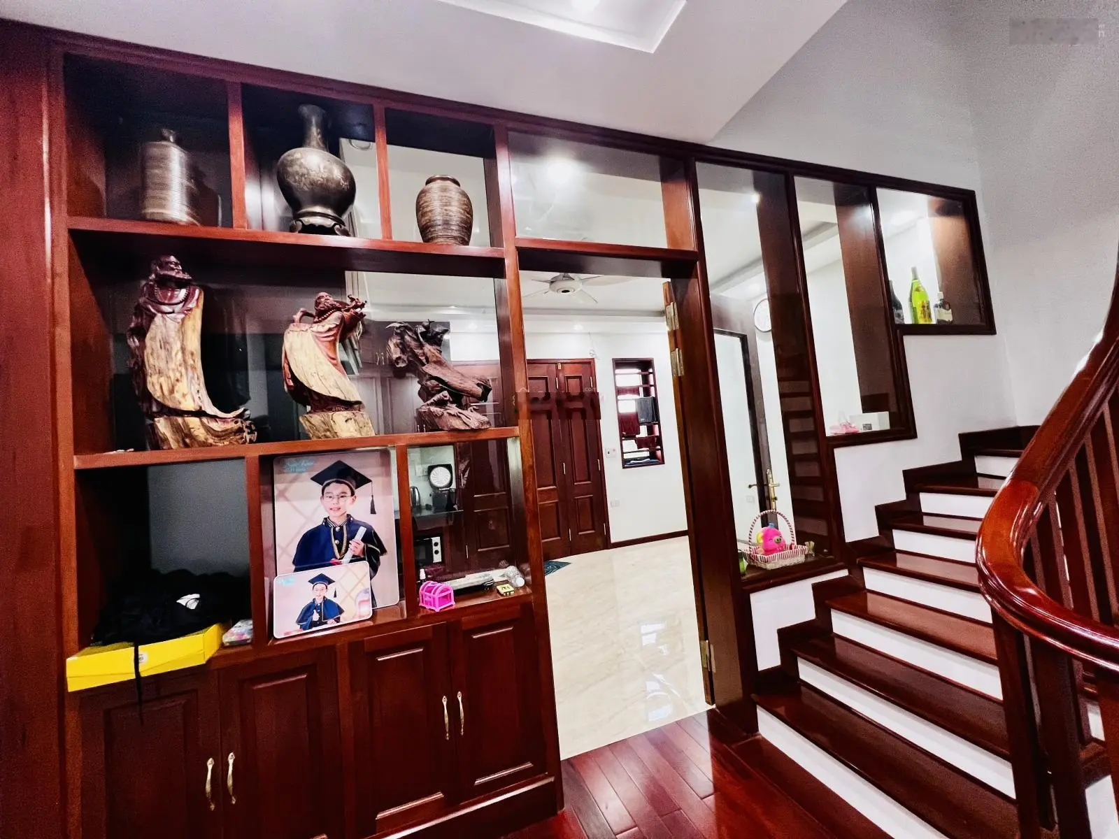 Bán biệt thự nhà vườn 180m2 cách Hà Nội chưa đến 30 phút di chuyển giá rẻ nhất thị trường
