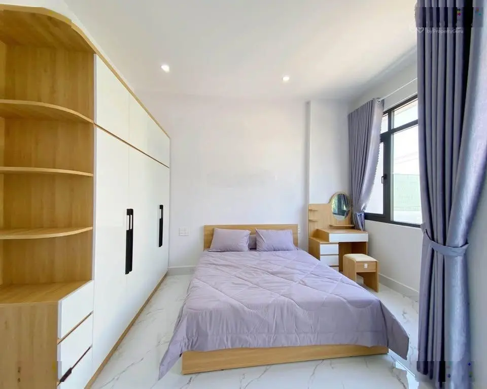 Nhà mới thông ra đường CMT8, đường Nguyễn Hiền, Quận 3. Giá 3,860 tỷ, 60m2. Có hợp đồng thuê 12tr