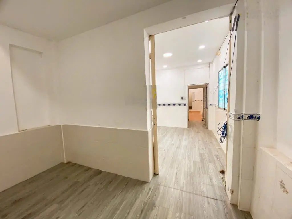 Nhà đẹp cạnh Vạn Phúc City QL13 tiềm năng phát triển vị trí đẹp giá rẻ mua ở, đầu tư