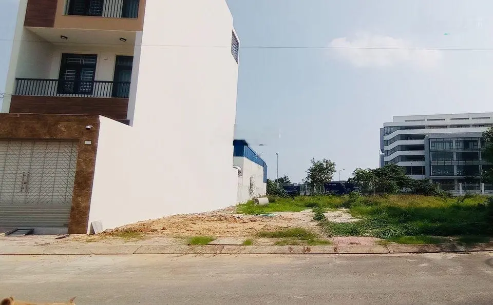 Bán gấp lô đất 140m2 (7x20m) trong KDC Quận 12 gần KCN Tân Bình, có giấy phép XDTD giá 2tyxxx