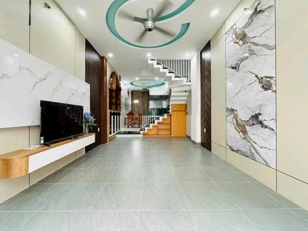 Nhà riêng bán tại Lê Đại Hành, 2,99 tỷ, 52m2, 3PN, 3WC, pháp lý đầy đủ, Q11, HCM