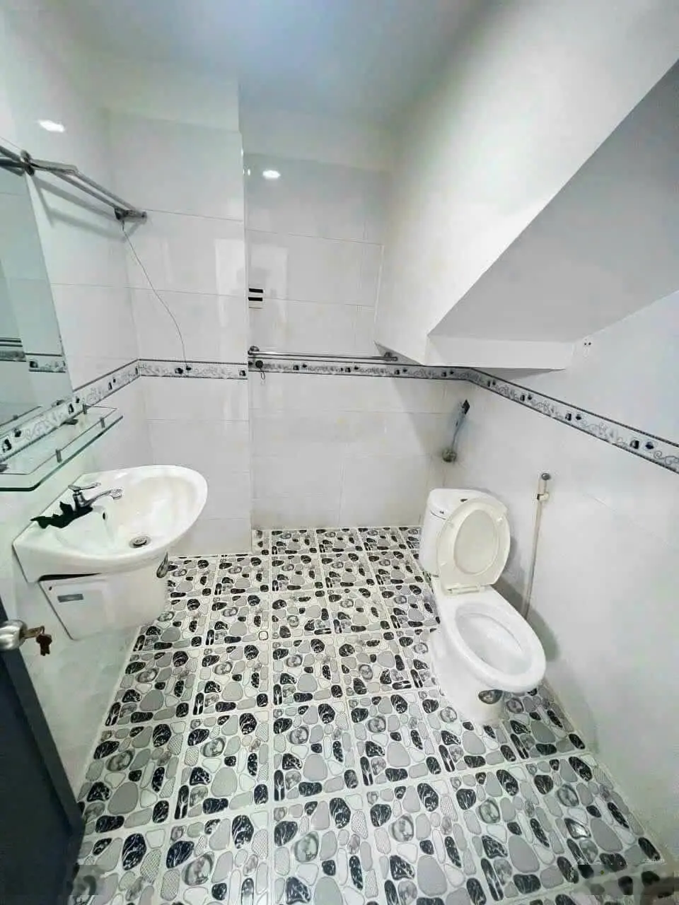 Nhà phố SHR hẻm 1716 Huỳnh Tấn Phát - thị trấn Nhà Bè