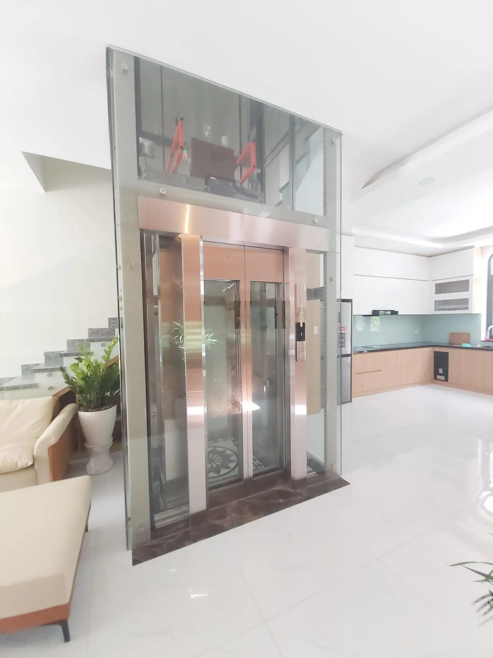 [14,5 tỷ TL] nhà siêu đẹp 3,5 tấm 5x18m mới xây có thang máy khu dân cư Phú Mỹ Phạm Hữu Lầu