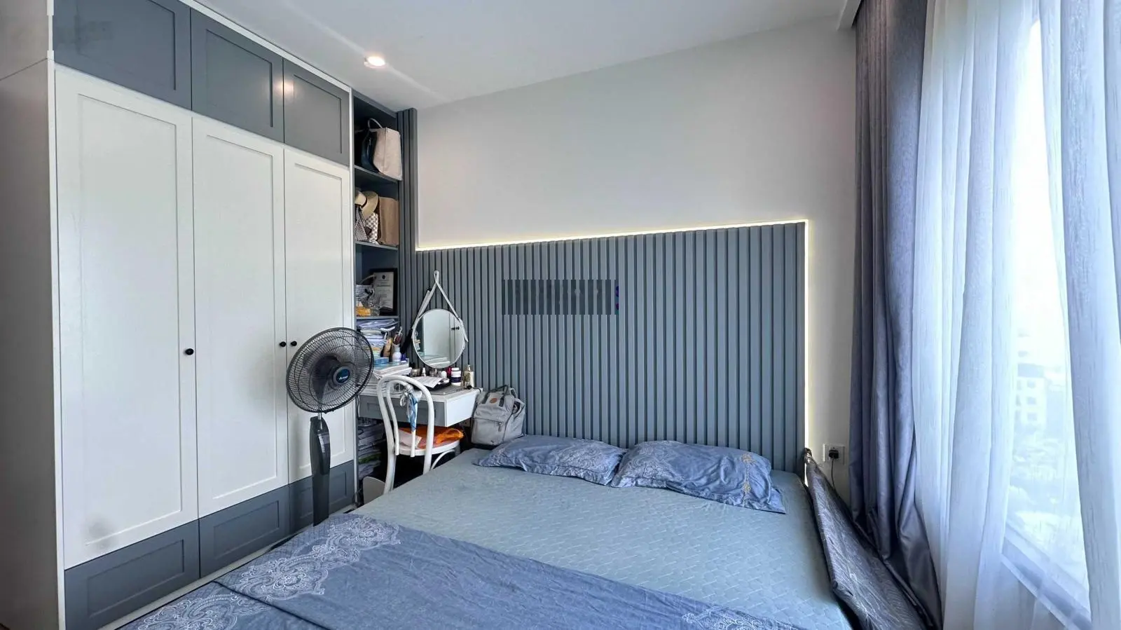 Chính chủ cần bán chuyển nhượng lại căn 2PN 55m2 giá 2,75 tỷ full nội thất
