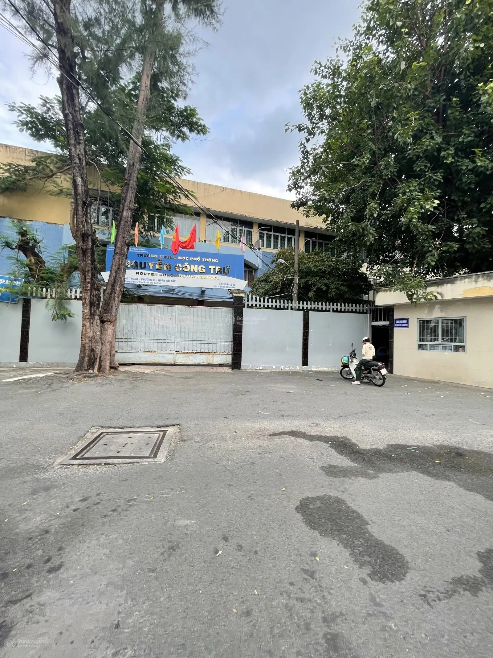 Bán Đất Tặng Nhà 3 Tâng Hẻm Kinh Doanh Đối Diện Trường Cấp 3 Quang Trung Phường 8 Gò Vấp Giá 9 Tỷ 9