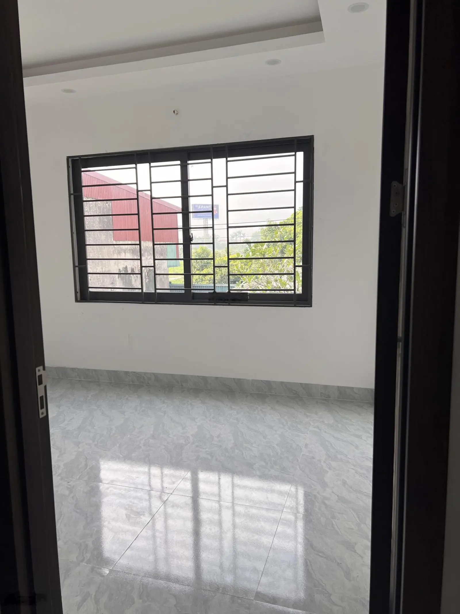 Nhà mới ở ngay, gần ngõ ô tô, lô góc, tại Liên Ninh, Thanh Trì, Hà Nội.