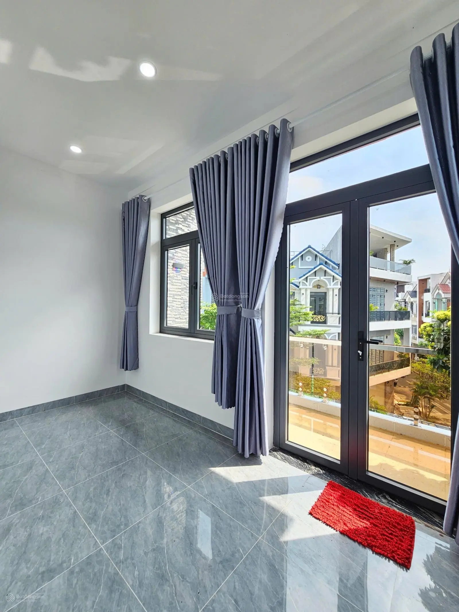 Căn Góc 2 Mặt Tiền: 6Tỷ800_92m2 Nhà 1 Trệt 2 Lầu Full Nội Thất KDC Phú Hồng Thịnh 8, TP.Thuận An
