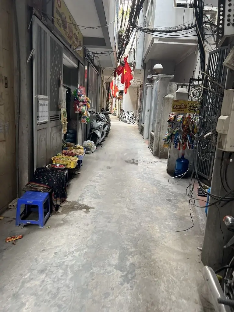 Nhà ngõ quỳnh - ngõ thông - kinh doanh - gần ô tô tránh - 40m2 - 6.2tỷ